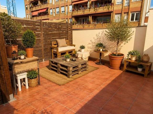Ático en venta en calle De Ponent, Badalona, de 54 m² 2 habitaciones por 399.900