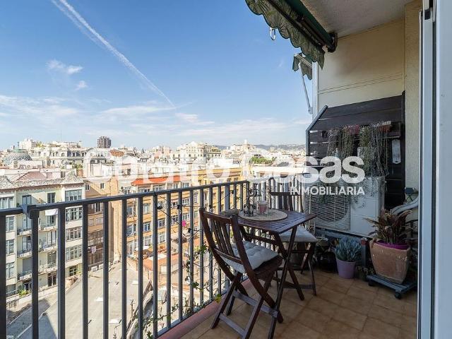 Ático en venta en calle De Roger de Flor, Barcelona, de 78 m² 3 habitaciones por 520.000