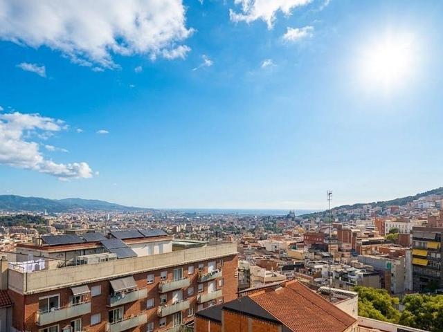 Piso en venta en calle De Sant Dalmir, Barcelona, de 120 m² 3 habitaciones por 499.000