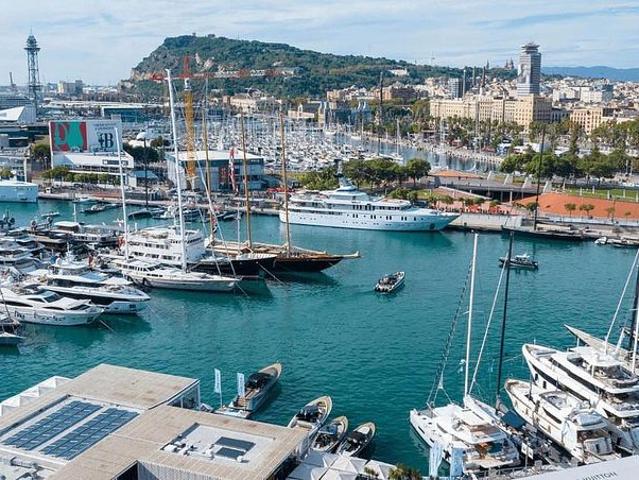 Ático en venta en calle De Sant Elm, Barcelona, de 60 m² 2 habitaciones por 450.000