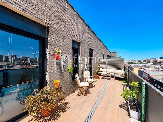 Ático en venta en calle Del Cobalt, Hospitalet de Llobregat, L´, de 85 m² 2 habitaciones por 478.000