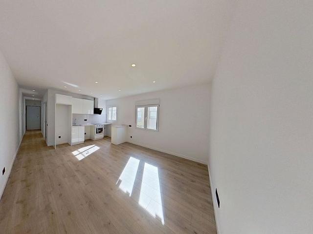 Ático en venta en calle Del Consell de Cent, Terrassa, de 60 m² 3 habitaciones por 185.000