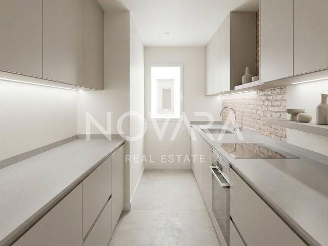 Ático en venta en calle Dels Tallers, Barcelona, de 64 m² 2 habitaciones por 440.000