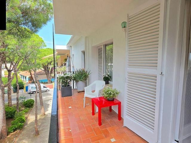 Ático en venta en calle Estepa Negra, Escala, L´, de 80 m² 3 habitaciones por 287.000