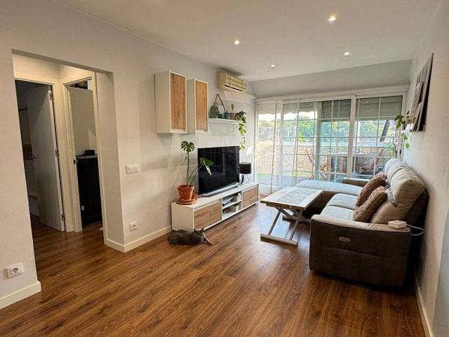 Ático en venta en calle Ferrocarrils Catalans, Barcelona, de 55 m² 2 habitaciones por 340.000