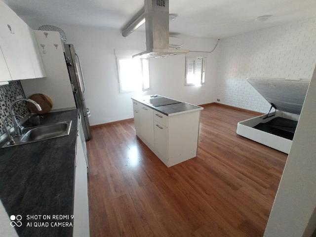 Ático en venta en calle Joana Jugan, Tarragona, de 45 m² 2 habitaciones por 124.000
