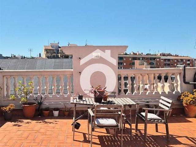 Ático en venta en calle Leiva, Barcelona, de 54 m² 2 habitaciones por 310.000