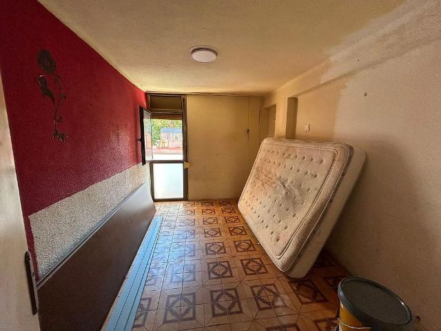 Ático en venta en calle Mogent, Barcelona, de 60 m² 3 habitaciones por 195.000