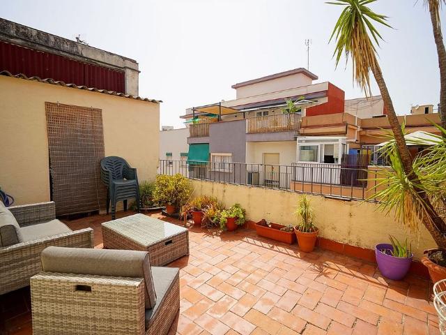 Ático en venta en calle Palmeres, Barcelona, de 92 m² 3 habitaciones por 295.000