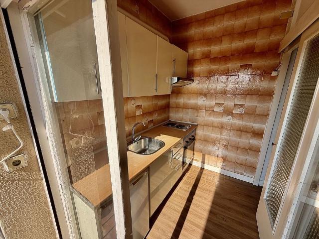 Ático en venta en calle Pare Secchi, Barcelona, de 47 m² 1 habitación por 240.000