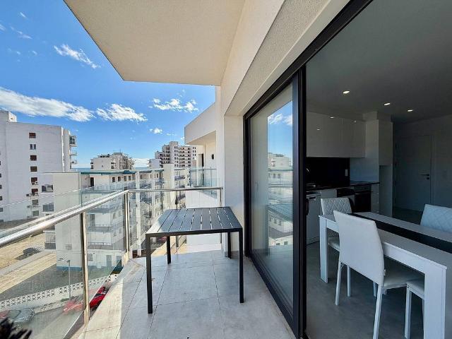 Ático en venta en calle Punta de Llevant, Roses, de 51 m² 2 habitaciones por 295.000