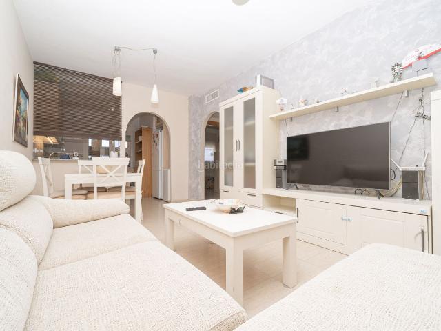 Ático en venta en Cartagena, Los Nietos. REF EZ024Este encantador aacutetico se encuentra en una tranquila urbanizacioacuten privada en Los Nietos, ofreciendo un ambiente. Áticos.