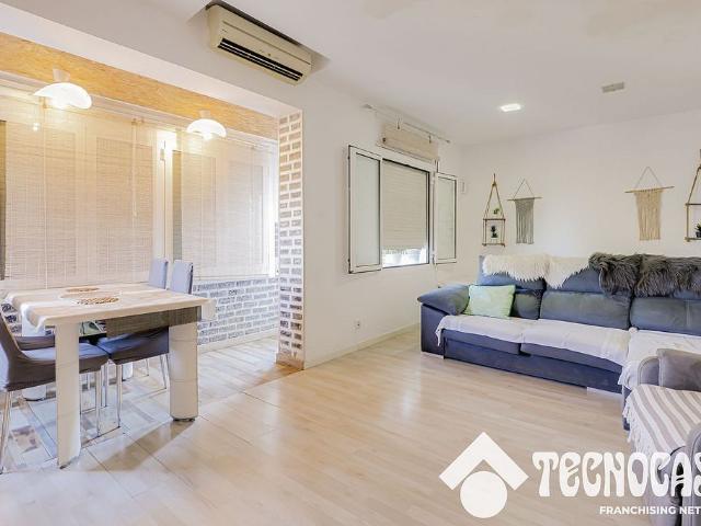 Ático en venta en carretera De Castellar, Terrassa, de 75 m² 3 habitaciones por 154.900