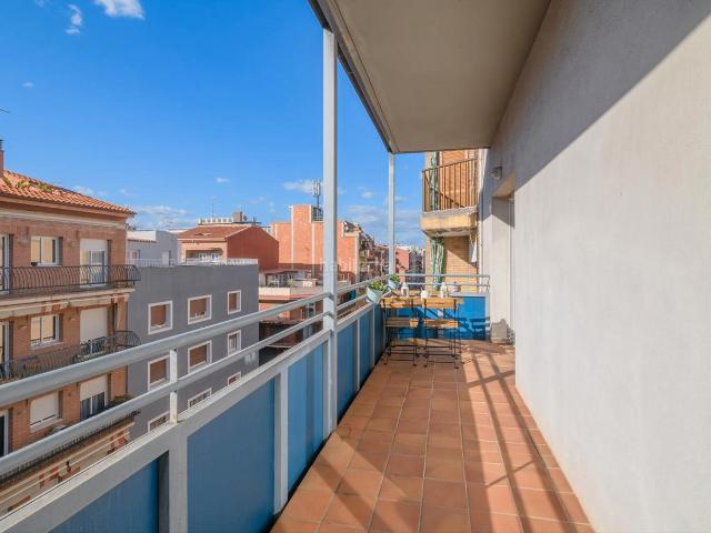 Ático en venta en Castelldefels, Centre. ESPECTACULAR ATICO DUPLEX CON TERRAZA ¡. Áticos.