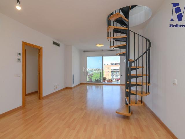 Ático en venta en Castelldefels, Centre. ¡ La luz encontrada!. Áticos.