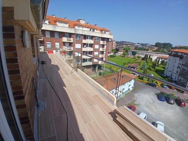 Piso en venta en Castro Urdiales, Playa Ostende. ESPECTACULAR ÁTICO CON VISTAS AL MAR. Pisos Castro.