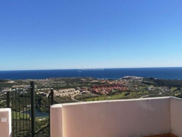 Ático en venta en Casares, Doña Julia Golf. Fantastico Atico con vistas al mar. Áticos.