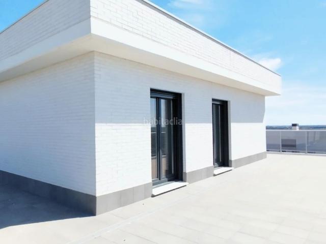 Ático en venta en Cistérniga. Espectacular Ático de 3 dormitorios con Gran Terraza en Cistérniga. Áticos.