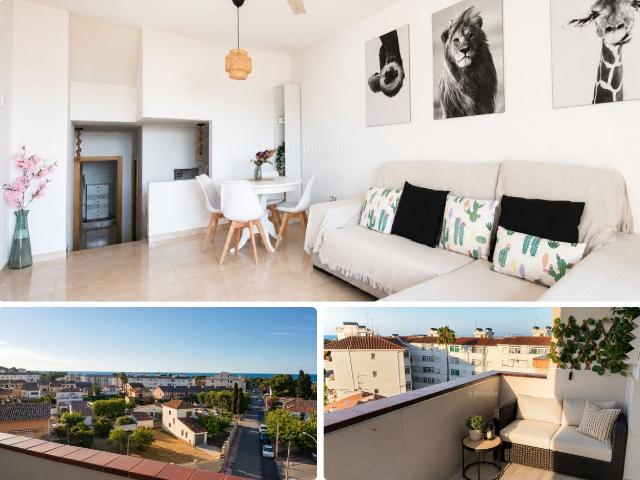 Ático en venta en Coma ruga, Coma ruga Platja Costa Dorada. Ático reformado con vistas al mar, a 5 min de la playa. Áticos.