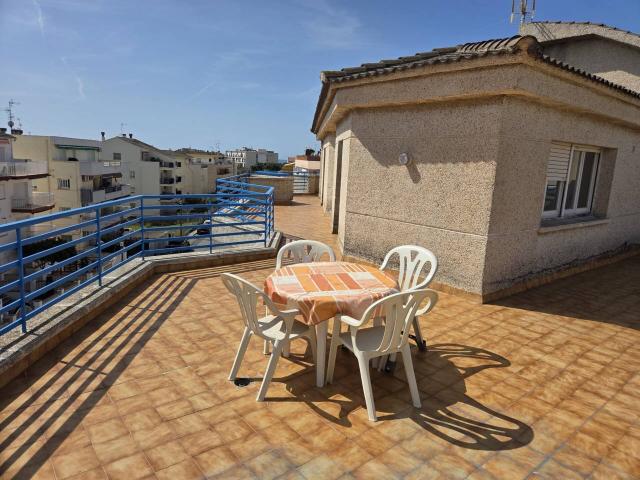 ATICO EN VENTA EN CUNIT CON GRAN TERRAZA SIN ASCENSOR