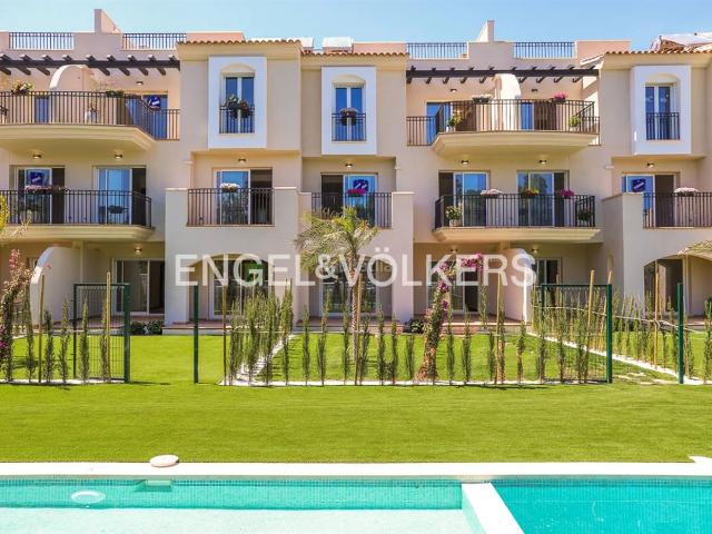Ático en venta en Dénia, El Montgó. Obra nueva. Áticos.