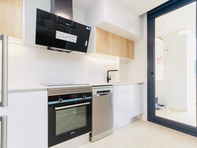 Ático en venta en Dénia, El Puerto. NUEVO Y PRECIOSO APARTAMENTO EN PLANTA BAJA EN VENTA EN DÉNIA, DE OBRA NUEVA, A ESTRENAR, JUNTO A LA PLAYA!. Áticos.