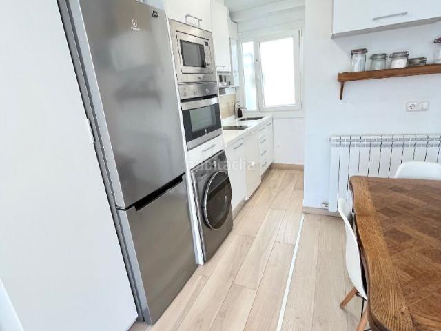 Ático en venta en Donostia San Sebastián, Parte Vieja. Ático reformado,terraza orientación sur,ascensor,aire acondicionado. Áticos Donostia San.