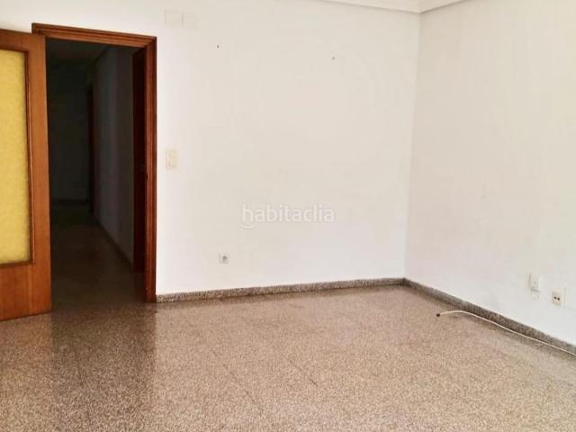 Ático en venta en Elche Elx, Camí dels Magros Casablanca. Piso semiatico luminoso en venta en Carrús Este Elche. Áticos Elche.