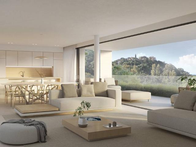 Ático en Venta en Elviria