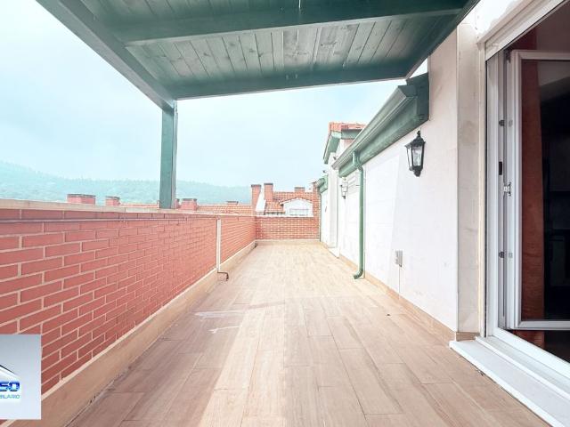 Ático en venta en Entrambasaguas. Atico en venta en Hoznayo, 1 dormitorio. Áticos.