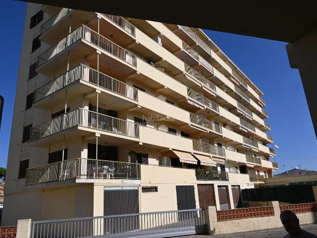 Ático en venta en Escala L´, Riells Costa Brava. Atico Casal Riells. Áticos Escala.