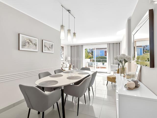 Ático en venta en Estepona, Villacana Costalita Saladillo. Ático Dúplex en New Golden Mile. Áticos.