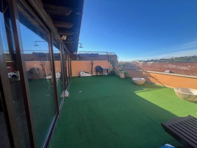 Ático en venta en Estepona, Zona Calvario. Atico en venta en Zona Calvario29680. Áticos.