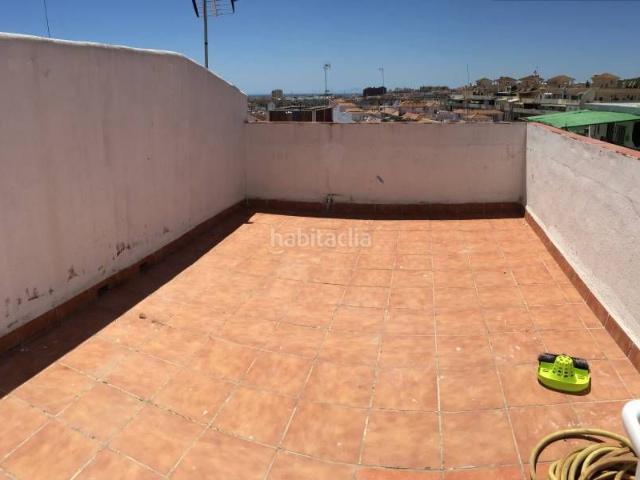 Ático en venta en Estepona, Zona Calvario. Atico gran terraza y vistas al mar. Áticos.
