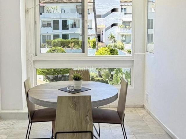 Ático en venta en Estepona, Bel Air. Ático Dúplex Elegante de 3 Dormitorios con Solárium en la Azotea en Bel Air, Estepona. Áticos.