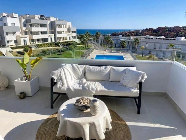 Ático en venta en Estepona, Buenas Noches. Ático Dúplex Elegante con Vistas Panorámicas al Mar Serenity Views, Oeste de Estepona. Áticos.