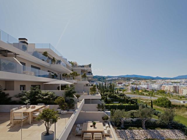 Ático en venta en Estepona, Huerta Nueva. Su Oasis de Lujo en Estepona en la Costa del Sol. Áticos.