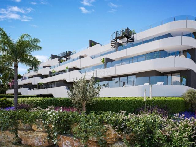 Ático en venta en Estepona, La Concha Resina Golf. Piso de 3 dormitorios, 2 baños, obra nueva localizado en La Resina, Estepona. Áticos.