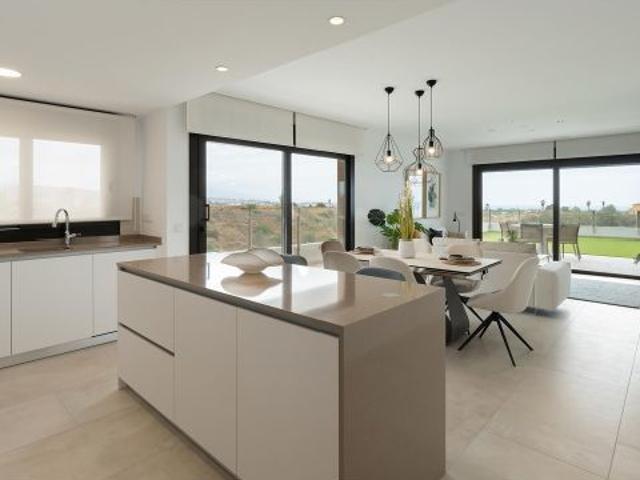 Atico en Venta en Estepona, Málaga