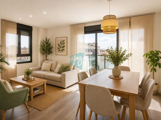 Ático en venta en Estepona, Parque Central. APARTAMENTO DE 3 DORMITORIOS,GARAJE Y TRASTERO EN PARQUE CENTRAL. Áticos.
