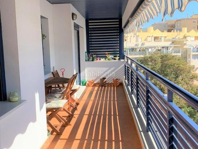 Ático en venta en Estepona, Puerto de Estepona. Luminoso ático con espectacular solárium y vistas panorámicas en en el Puerto de Estepona. Áticos.