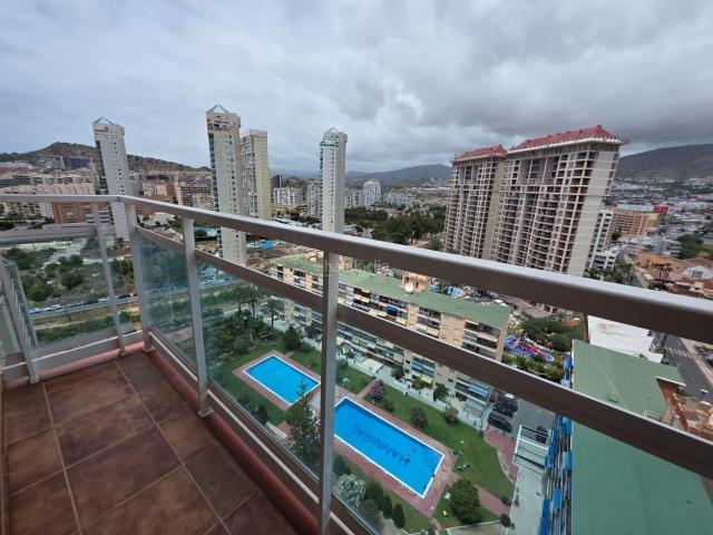 Ático en venta en Finestrat, Cala Finestrat. Exclusivo Ático con Vistas en la Cala de Finestrat por 235,000. Áticos.
