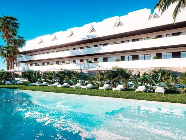 Ático en venta en Finestrat, Balcón de Finestrat Terra Marina. Ático de 2 dormitorios y 2 baños con piscina y jardín en Finestrat. Áticos.