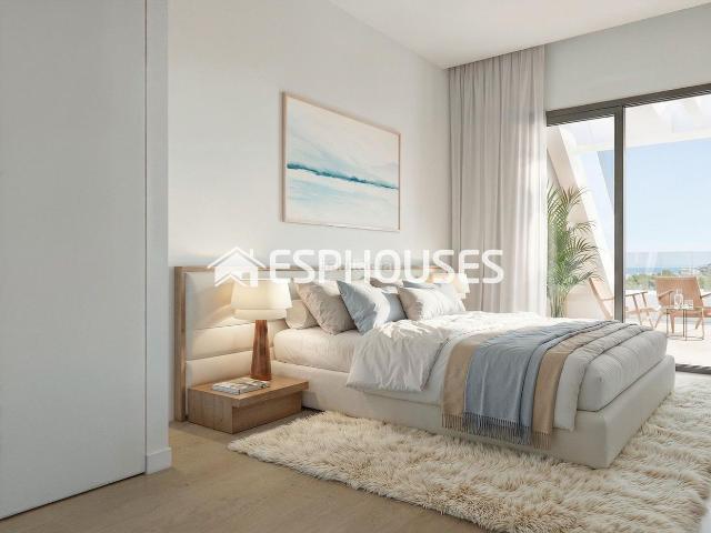 Ático en venta en Finestrat, Balcón de Finestrat Terra Marina. Ático de obra nueva con solárium privado y amplias terrazas en Finestrat, cerca de Benidorm. Áticos.