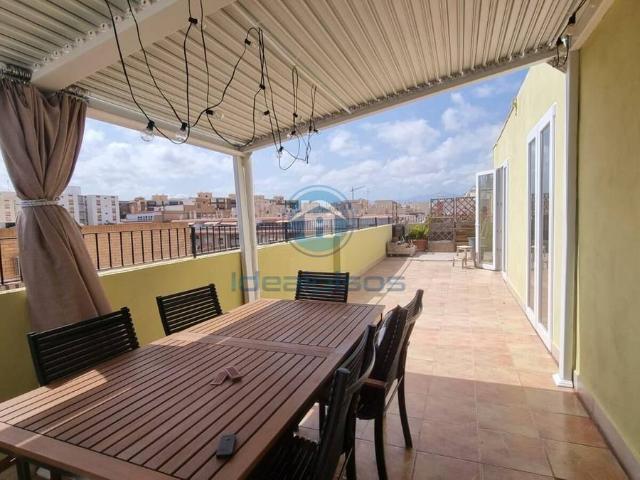 Ático en Venta en Florida Baja