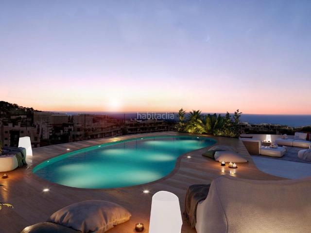 Ático en venta en Fuengirola, El Higuerón. MAJESTUOSO ÁTICO EN UNA SOLA PLANTA.135M2 DE VIVIENDA MÁS 55M2 DE TERRAZA EN UN COMPLEJO INIGUALABLE. Áticos.