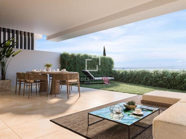 Ático en venta en Fuengirola, Las Gaviotas Carvajal. Higuerón Bay Residences, apasionante ático de 2 dormitorios con terraza y solárium con vistas al mar en venta en la zona de Higuer. Áticos.