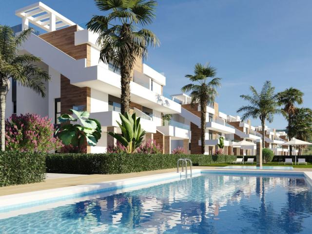 Ático en venta en Fuente Álamo de Murcia, Hacienda del Álamo Golf. Ubicado en la encantadora región de Murcia, este conjunto residencial ofrece una variedad de opciones de vivienda que se adaptan a.