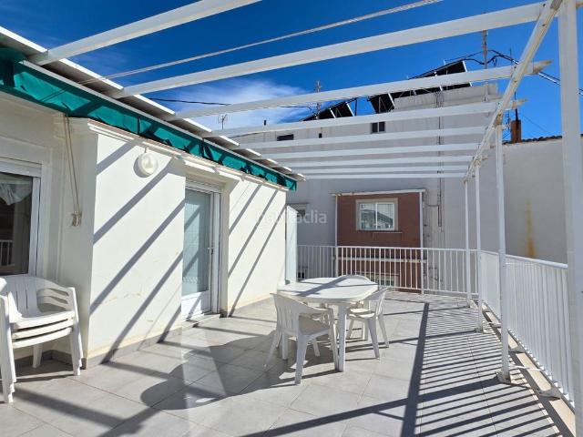 Ático en venta en Gandia, Playa de Gandía. Ático con grande terraza a la venta en la Playa de Gandia. Áticos.