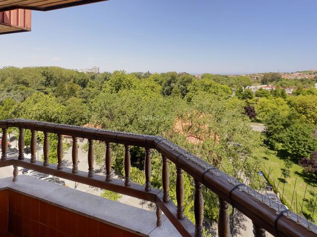 Ático en venta en Gijón, El Bibio Parque. ÁTICO EN EL BIBIO ÚLTIMA PLANTA CON TERRAZA Y VISTAS ESPECTACULARES Si buscas vivir en una de las zonas más exclusivas de Gijón. Áticos.